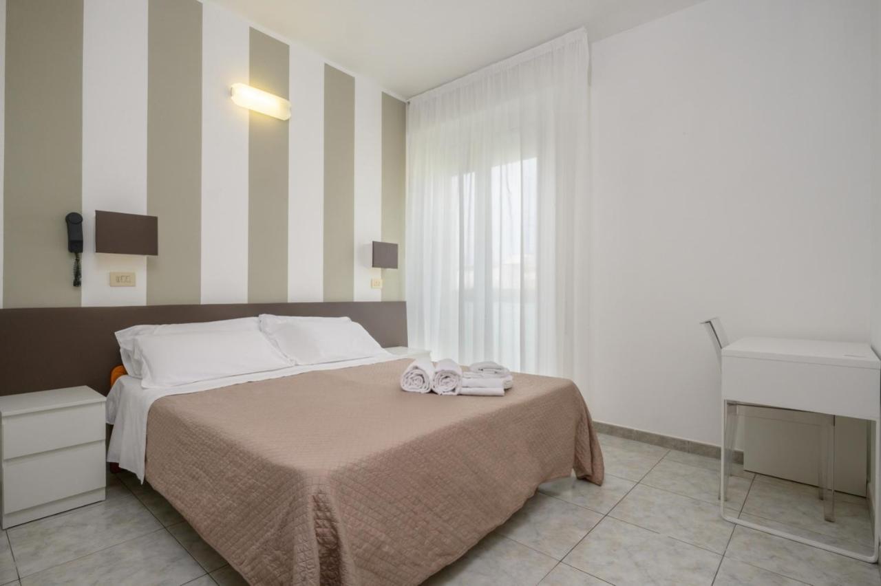 Hotel Cà Vanni Rimini Extérieur photo