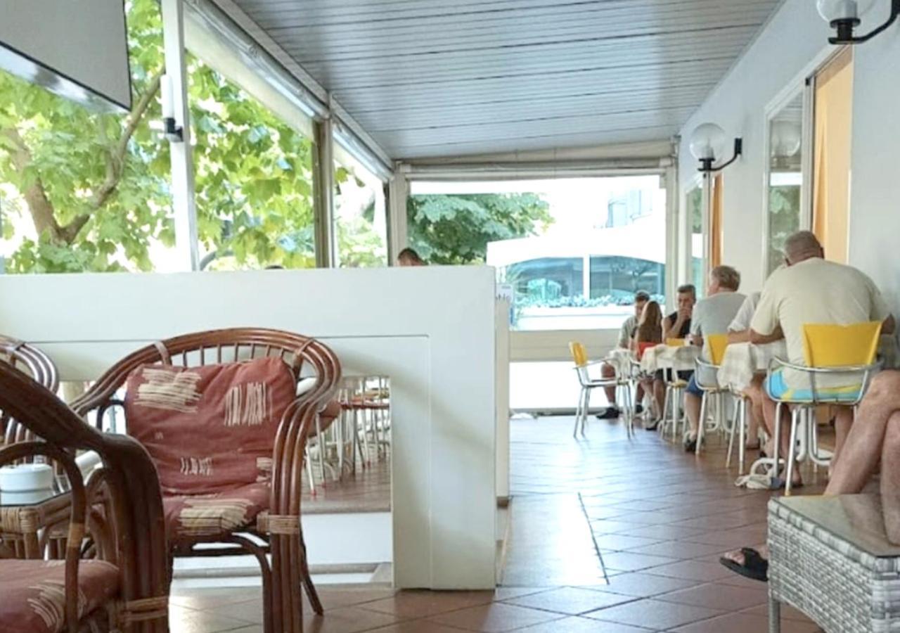 Hotel Cà Vanni Rimini Extérieur photo