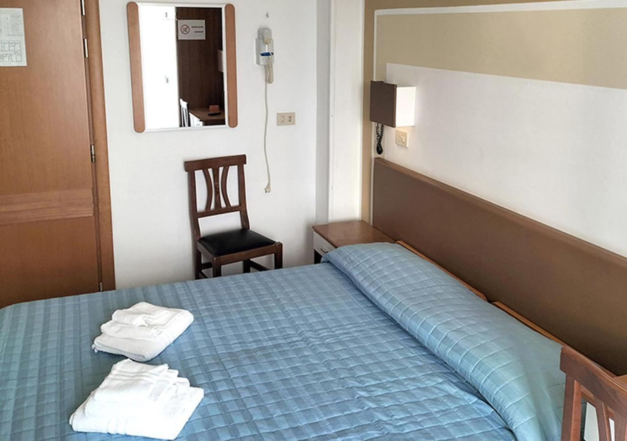 Hotel Cà Vanni Rimini Extérieur photo