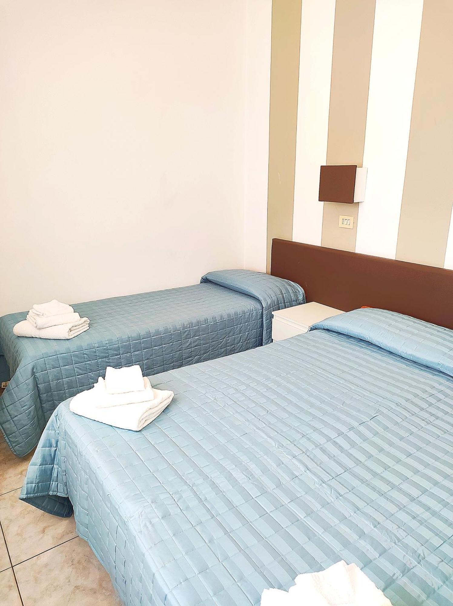 Hotel Cà Vanni Rimini Chambre photo